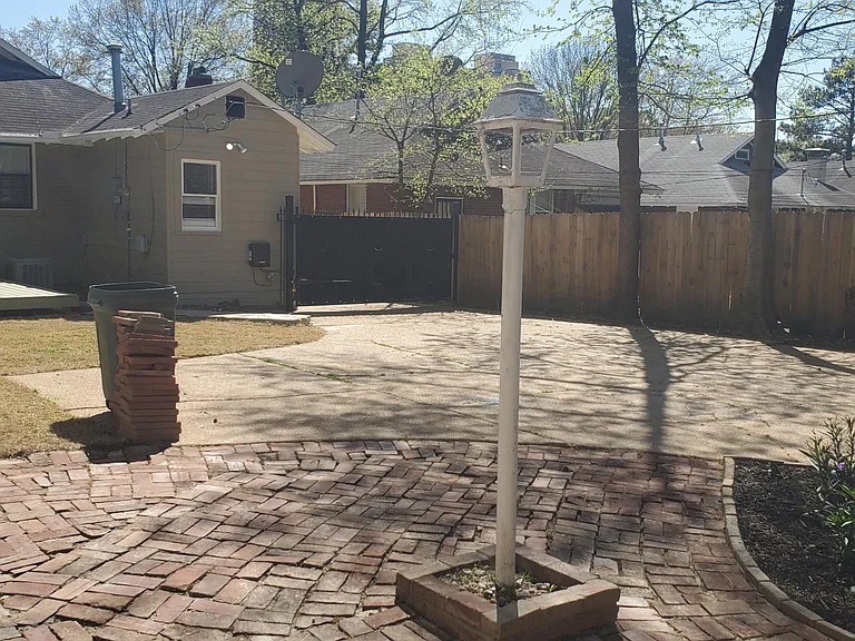 1434 Somerset Ave — Photo 22