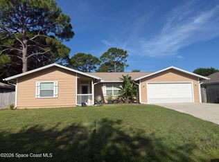 1070 Lee Ave NW, Palm Bay, FL 32907