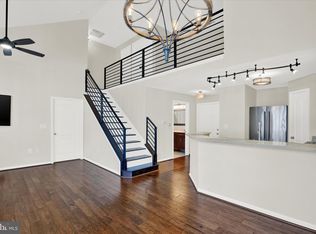 400 Symphony Cir UNIT 553D, Cockeysville, MD 21030