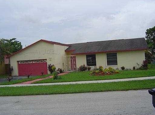 2nd image of 16580 SW 103rd Pl