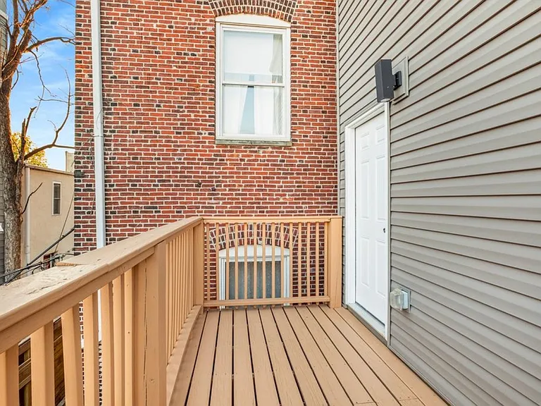 2230 Christian St #2 — Photo 2