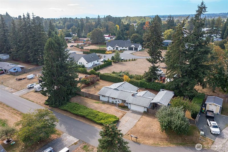 2nd image of 5649 Hudson Lane