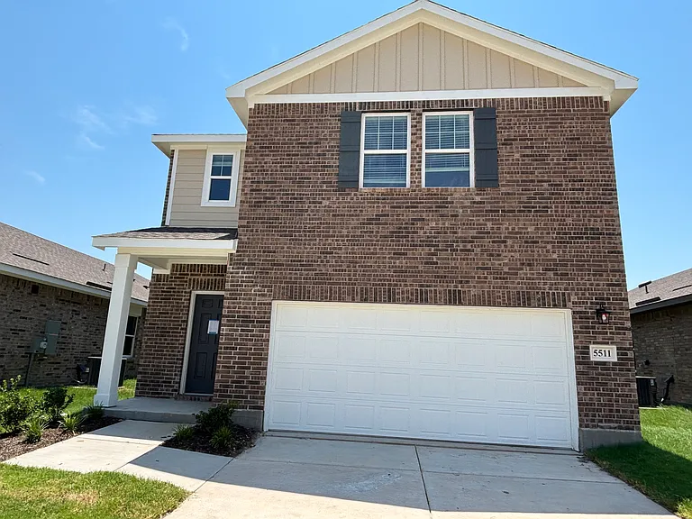 5511 Hastings Ln — Photo 2