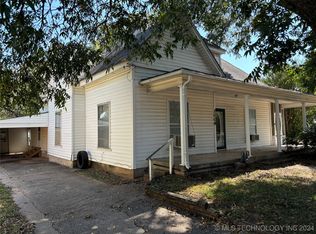 1006 C St NW, Ardmore, OK 73401