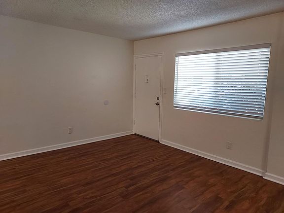 5th image of 1156 Hornblend St APT 3