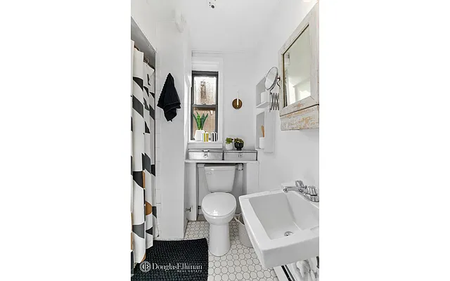 Rented by Douglas Elliman | media 11