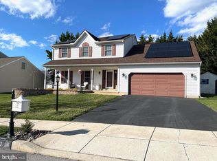 807 W 8th St, Birdsboro, PA 19508