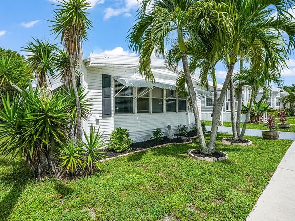 1267 SW 115th Ave