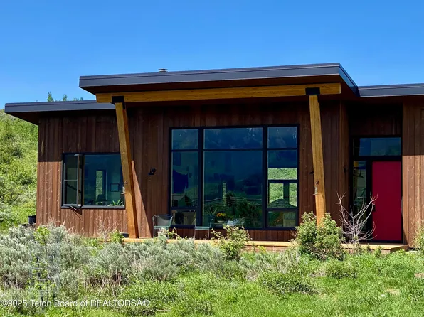 8905 Horse Creek Mesa Rd, Jackson, WY 83001
