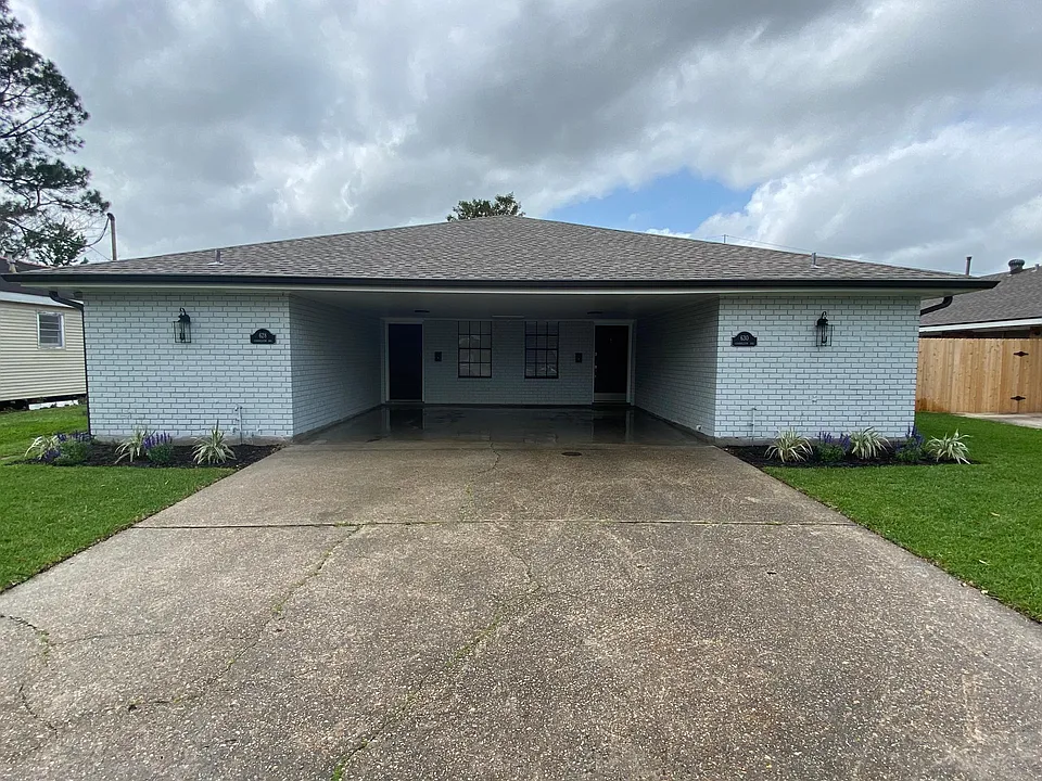 628 Carrollton Ave