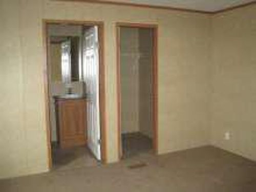 1st image of 4946 Kennedy Dr