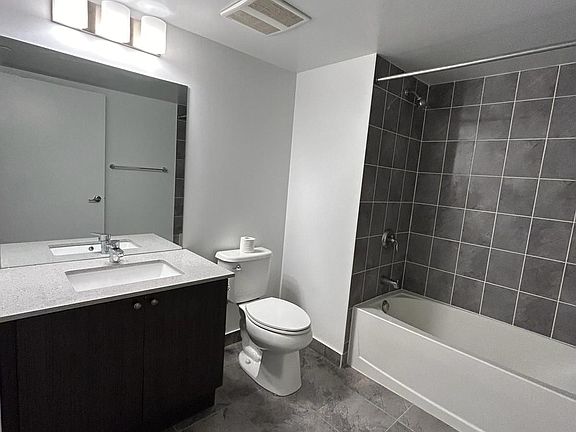 3rd image of 1255 Bayly St #1006