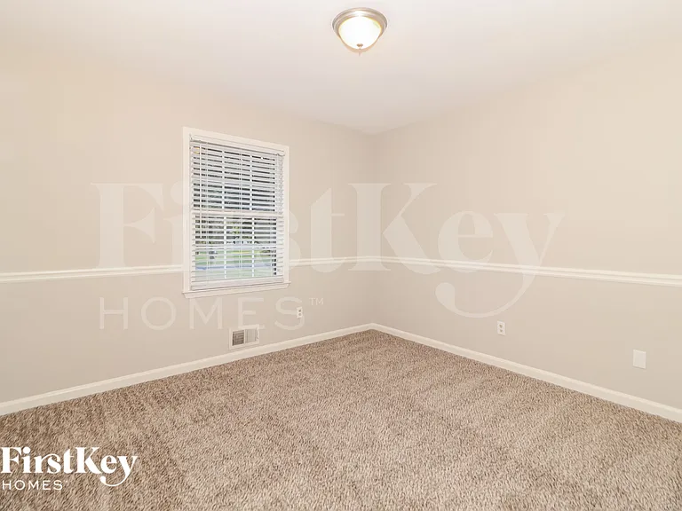 4480 Meadow Trl — Photo 16