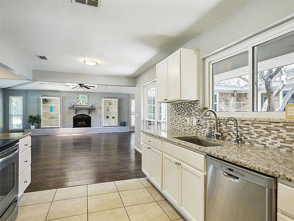 5th image of 3316 Canterbury Dr