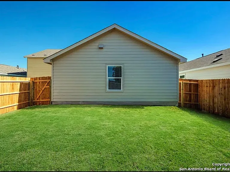 3717 Wentz Hill Dr — Photo 4