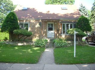 1111 Glenwood Ave, Waukegan, IL 60085