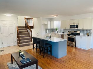 3432 Ashworth Rd, West Des Moines, IA 50265