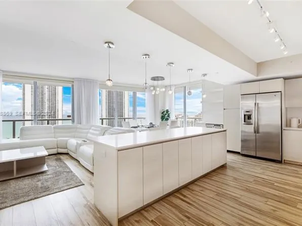 2600 E Hallandale Beach Blvd, Hallandale, FL