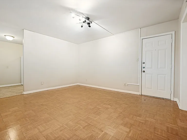 5106 Reiger Ave #1 — Photo 12