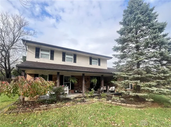 1419 King Richard Pkwy, Dayton, OH 45449