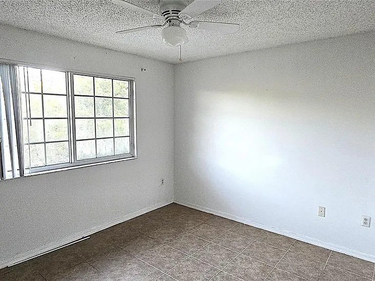 4149 N Haverhill Rd #1619 — Photo 15