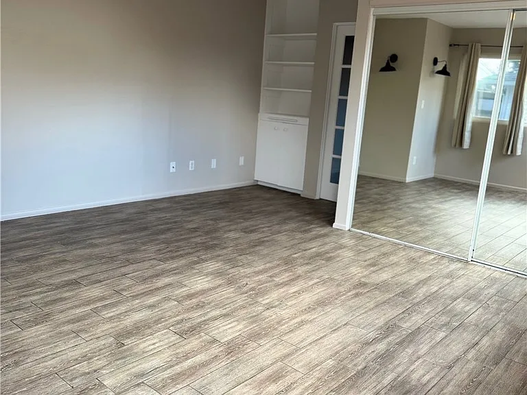 437 Cypress Dr #A — Photo 4