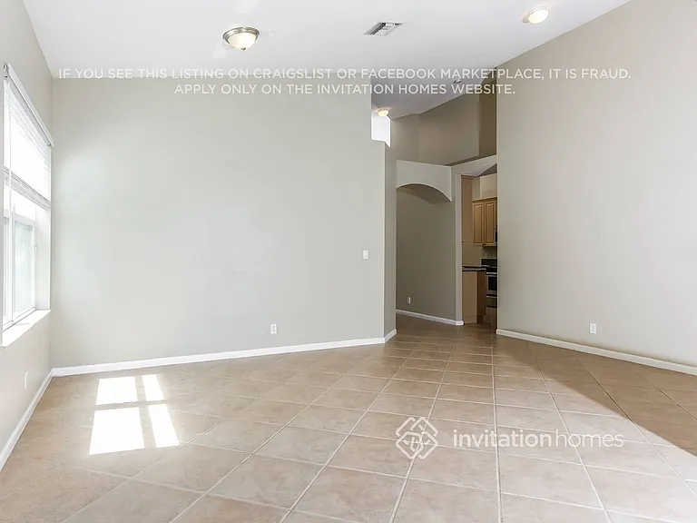 10302 Old Winston Ct — Photo 5