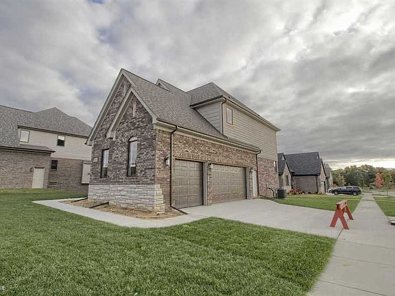 3rd image of 60938 Stonecrest Dr #49