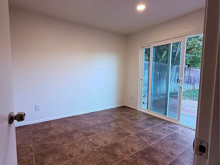 4628 Birdfarm Rd — Photo 8