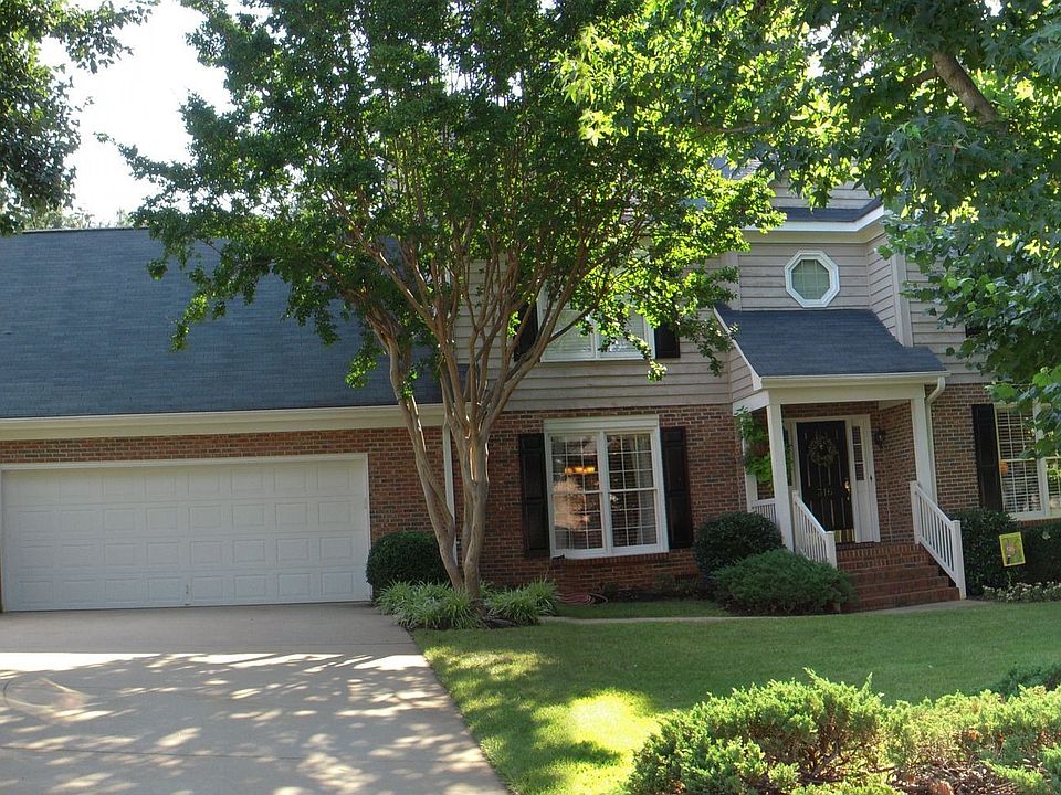 Front of Home with new paint