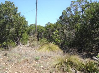 2 N Chaparral Dr, Leakey, TX 78873