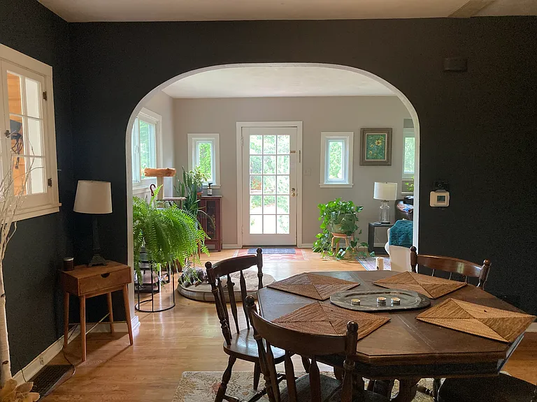 735 Lincoln Pl — Photo 3