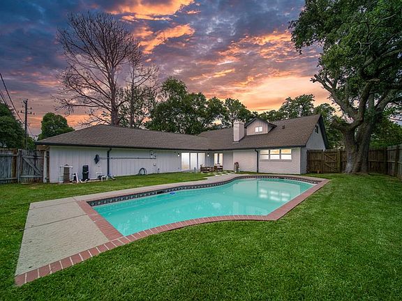 5th image of 5326 Dumfries Drive
