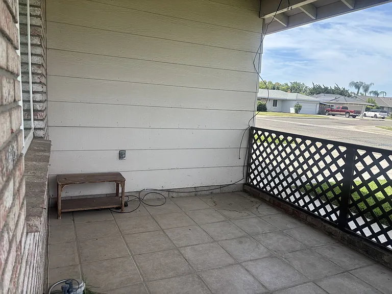 2980 Virginia St — Photo 3