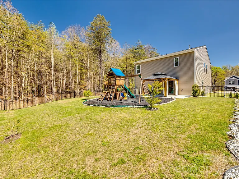 1131 Ava Trail Ln — Photo 31