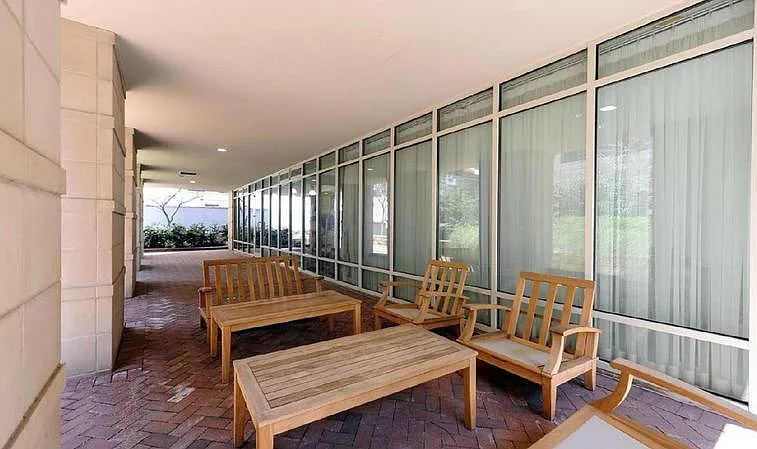 Seating / lounging area in the courtyard