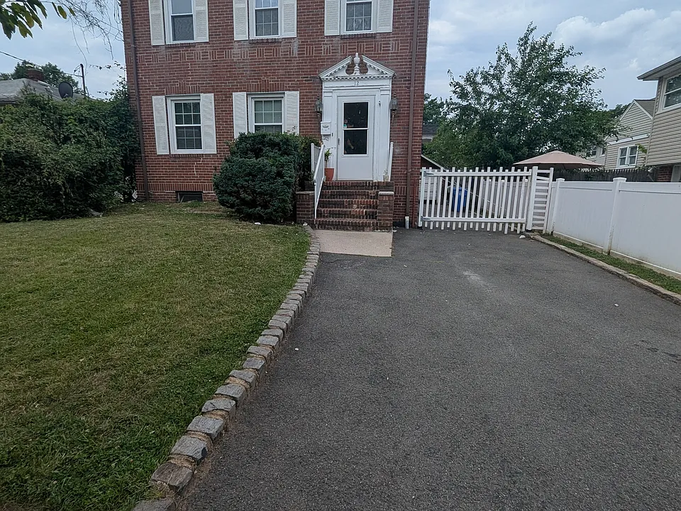 12 Swarthmore Rd