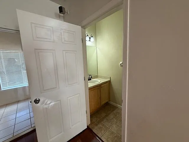 30B Old Courthouse Way — Photo 9