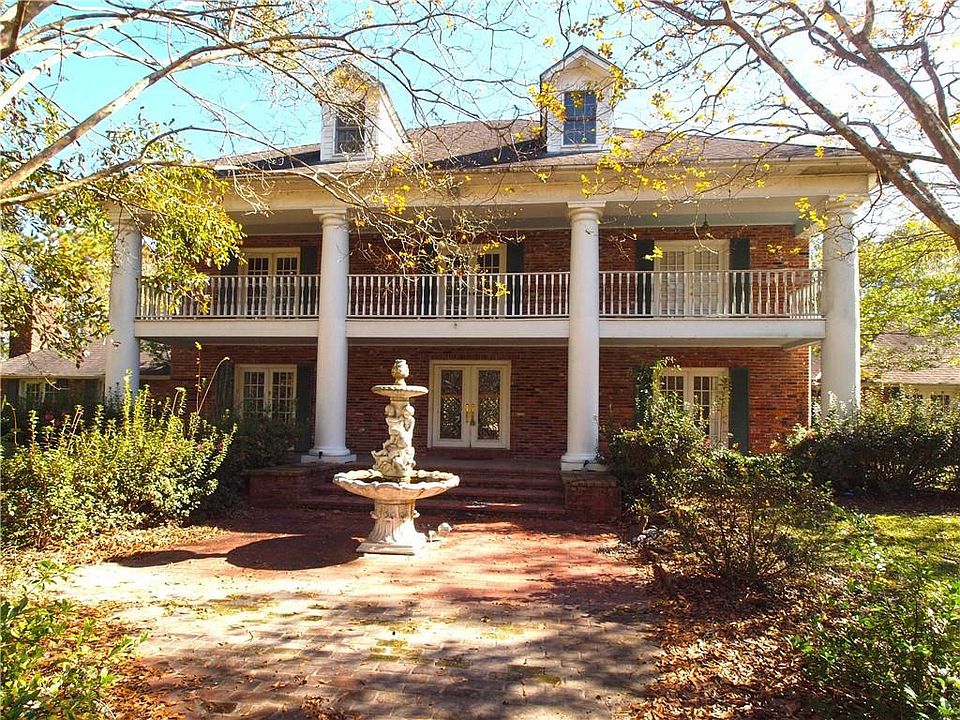 1st image of 203 Beauvoir Ct