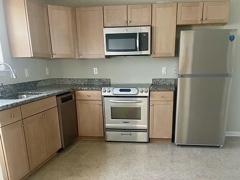5176 Brooktree Dr — Photo 6