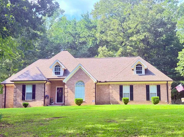 91 Coldwater Bnd, Holly Springs, MS 38635
