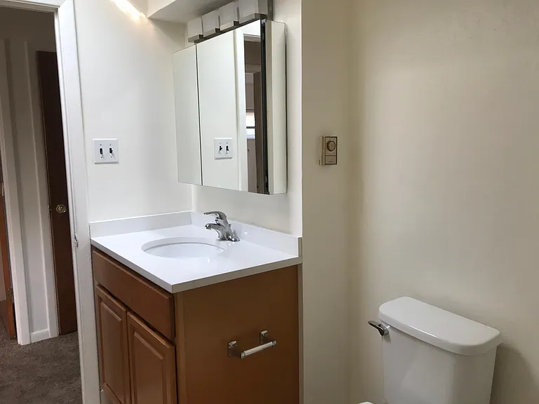929 E Pleasant Ave — Photo 6
