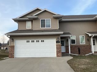 6305 Saulk Trl #1, Dubuque, IA 52002