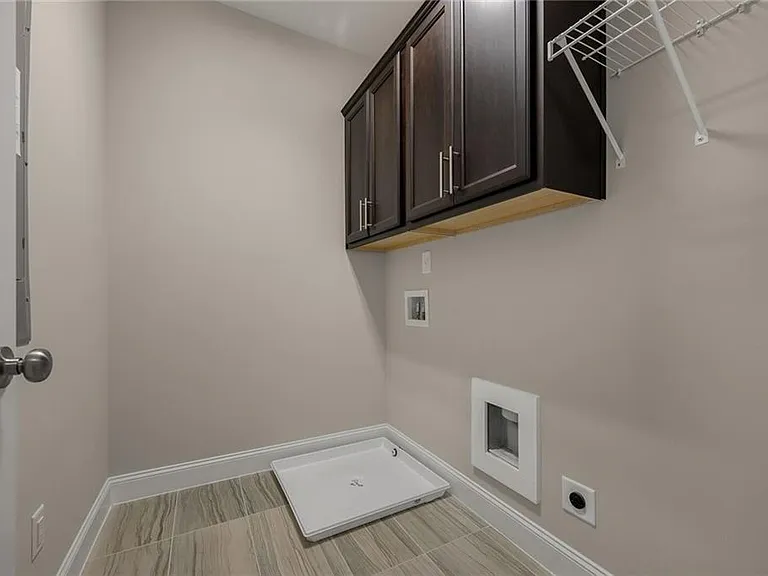 4030 Declaration Dr — Photo 25