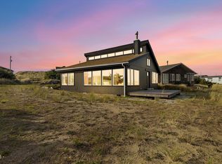 505 NW Oceania Dr, Waldport, OR 97394