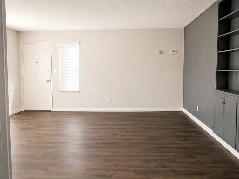 4656 Kansas St #5 — Photo 2