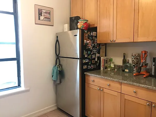 Rented by Beekman Street Realty | media 18