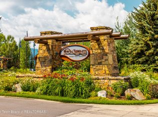 4 Hastings Dr, Victor, ID 83455