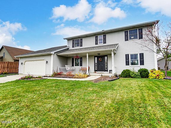 2nd image of 872 Canyon Dr