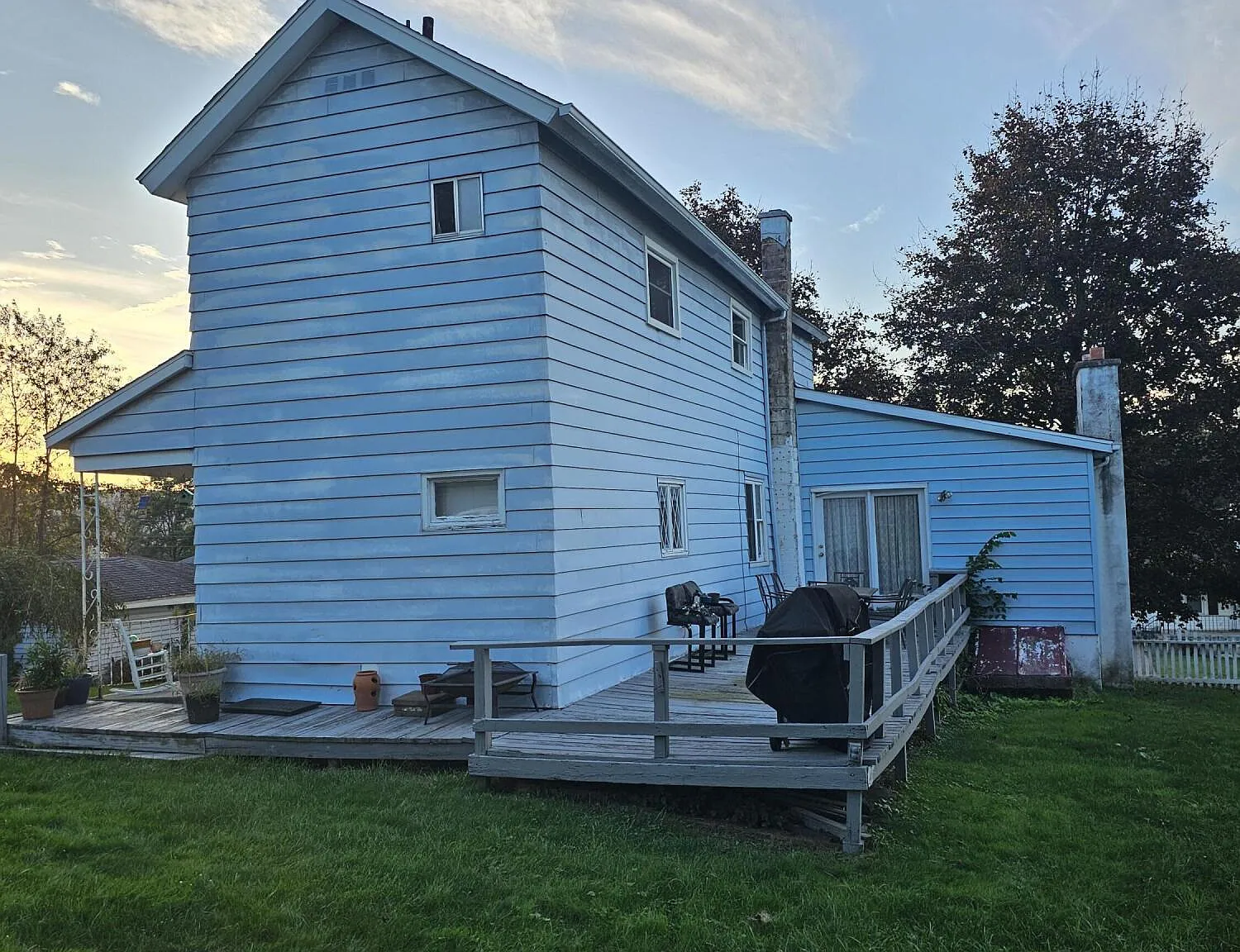 3 bed, 1.5 bath, 1656 sqft, $1,600 — Photo 3
